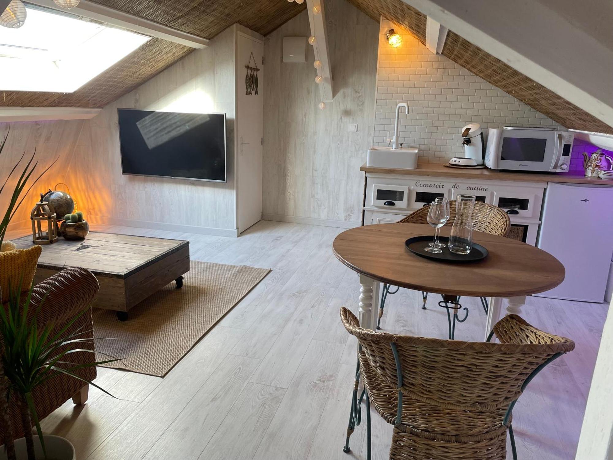Apartment La Cle Des Champs - Le Monroe Piscinespa-sauna Au Jardin Tropical Idyllique Jouarre